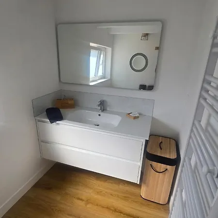 Le De Clement Avec Privatif *